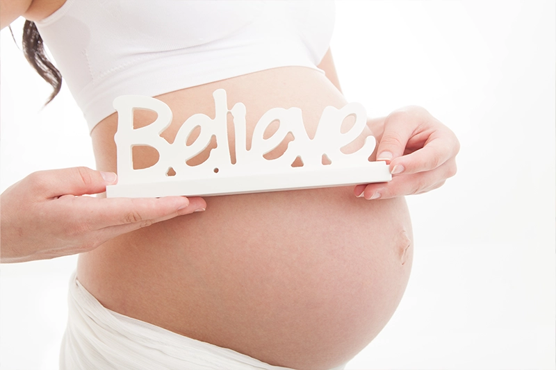 what you need to know when considering pregnancy after age 35